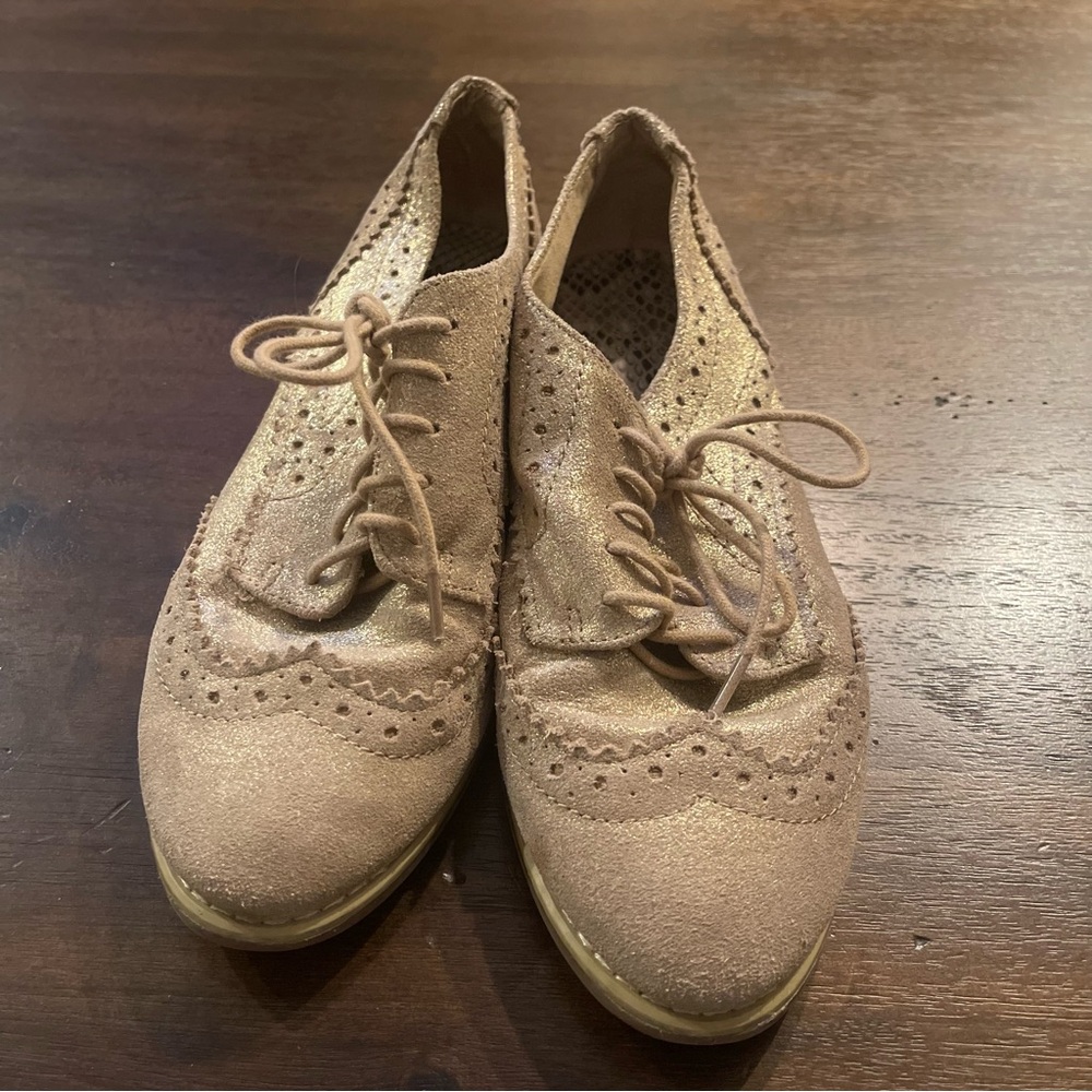 Gianni Bini Metallic Gold Suede Wingtip Oxfords Lace Up Flats Womens 6.5M